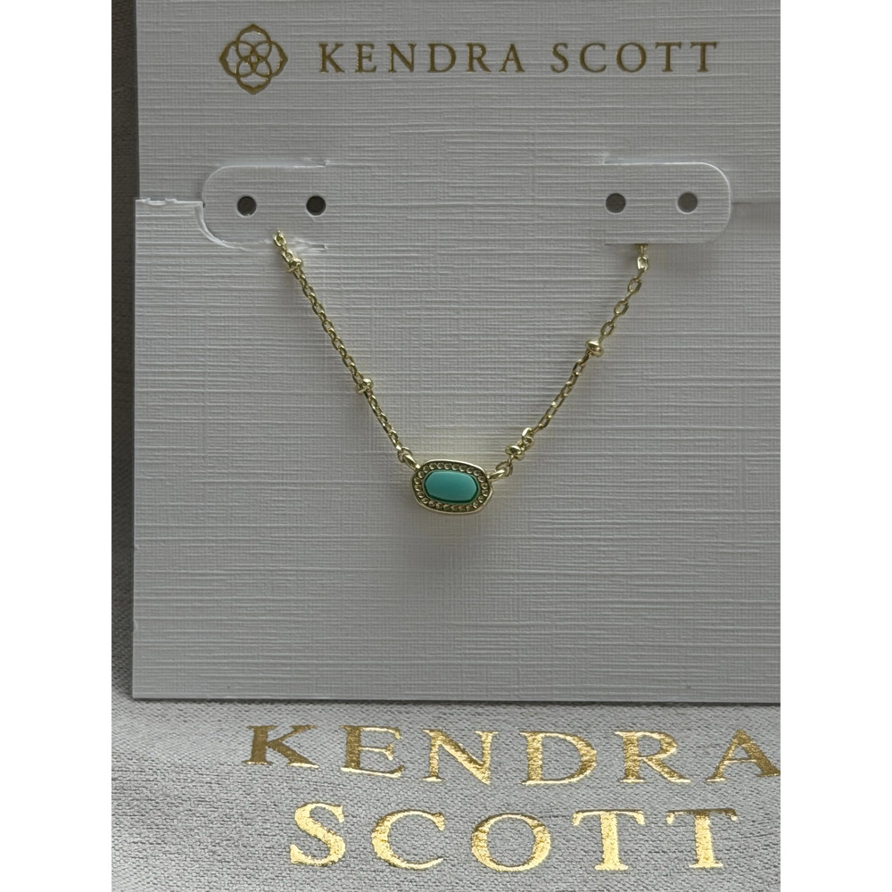 Kendra Scott pendant necklace